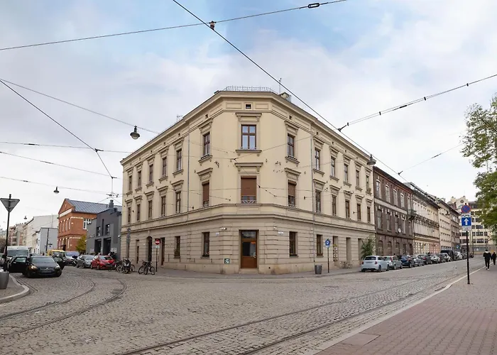 Klimatyzowane Studio Do Pracy Zdalnej W Centrum Krakowa Z Antresola I Wanna By Noclegi Renters